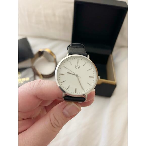 AKRIBOS XXIV Men’s 2 Piece Watch Bundle 2 Watches His and Hers Unisex Smart main image 4